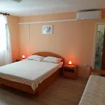 4984b * Kampor